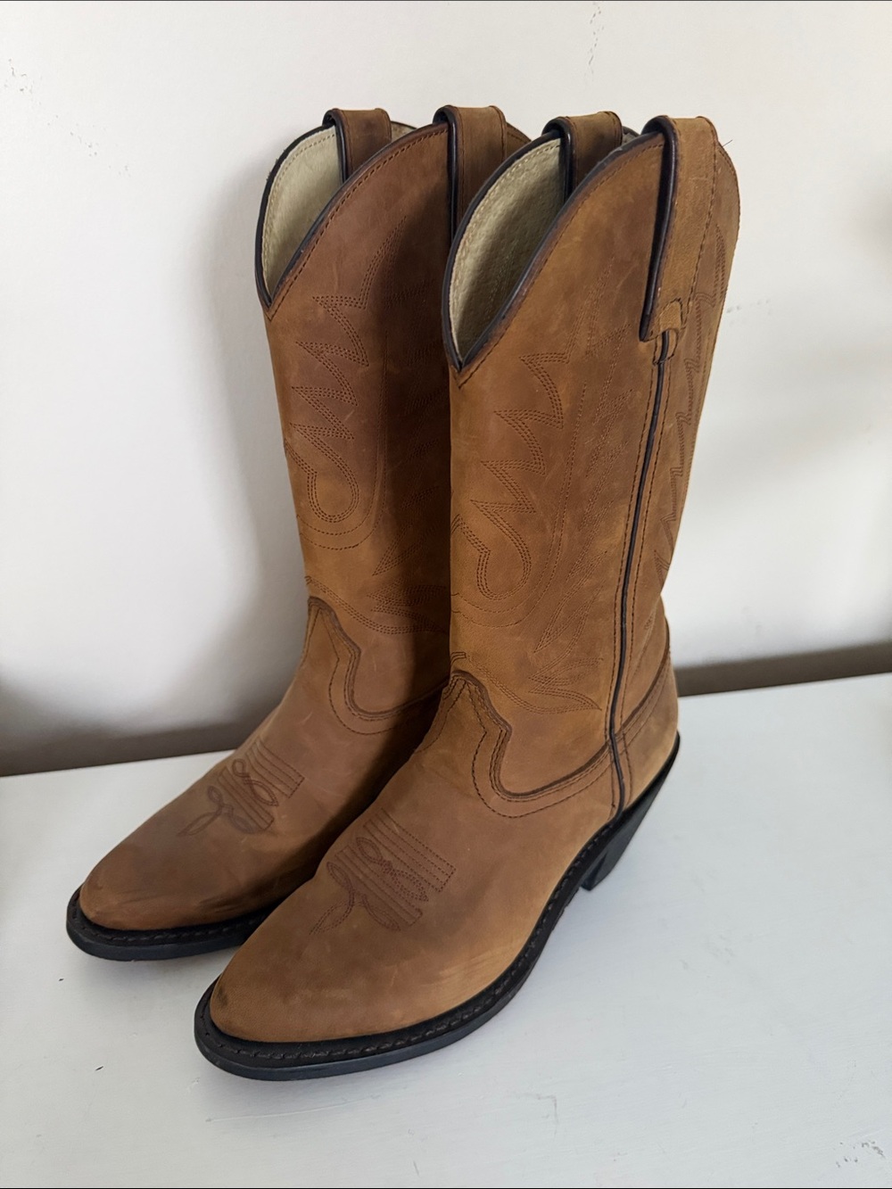 Women’s size 5.5 Brown Cowgirl Boots